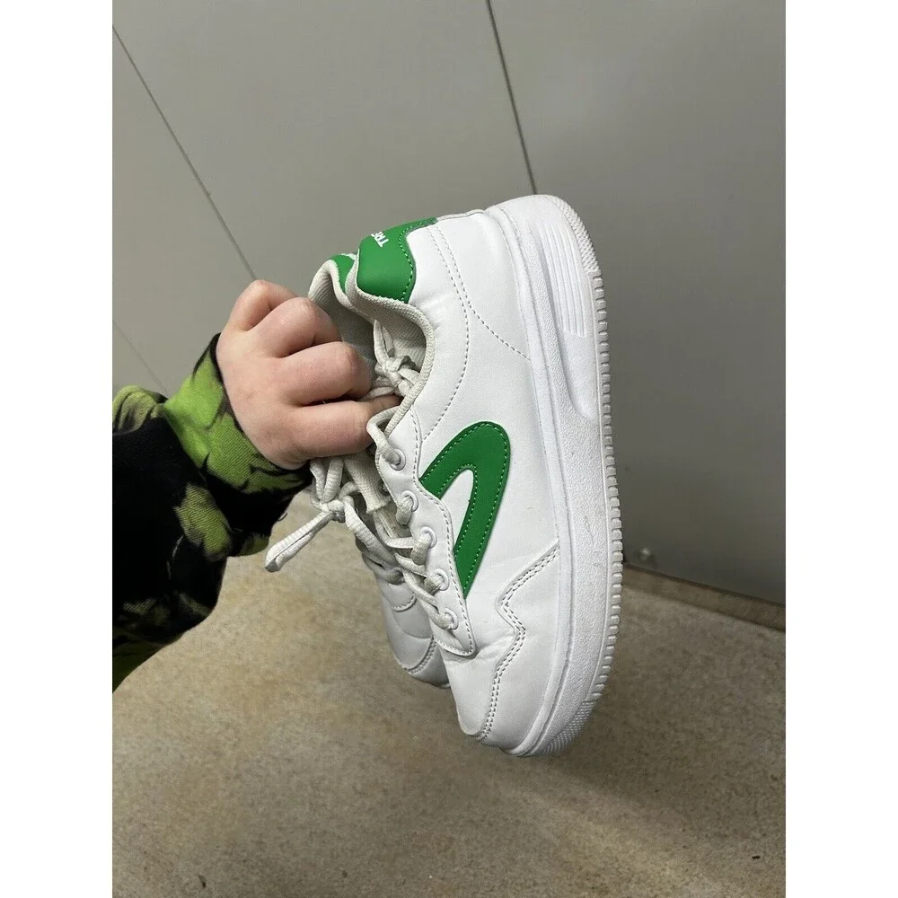 Tretorn good used